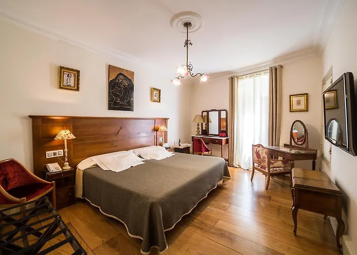 Hotel Monumento Pazo De Orban 4*